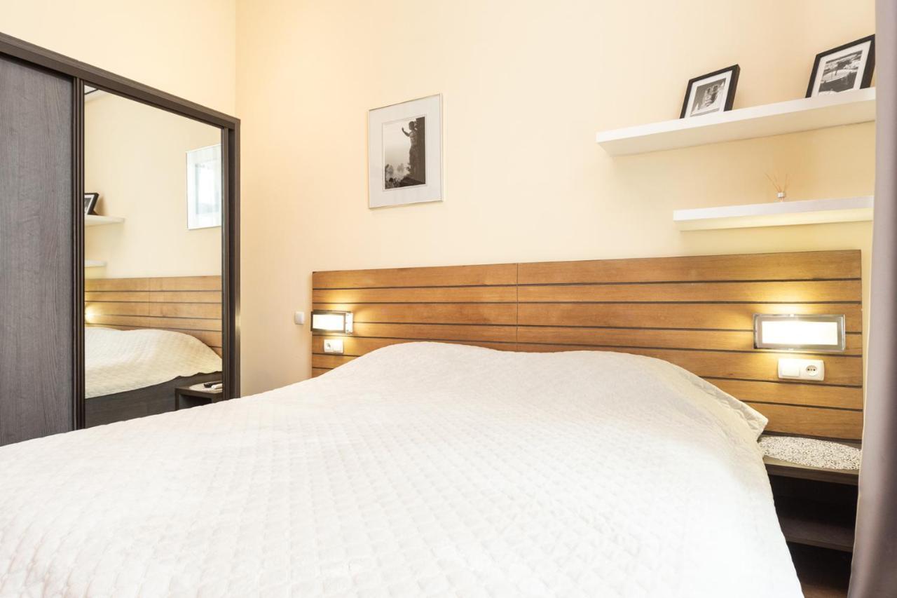 Apartmán Goodrest On Deribasovska 19 Oděsa Exteriér fotografie